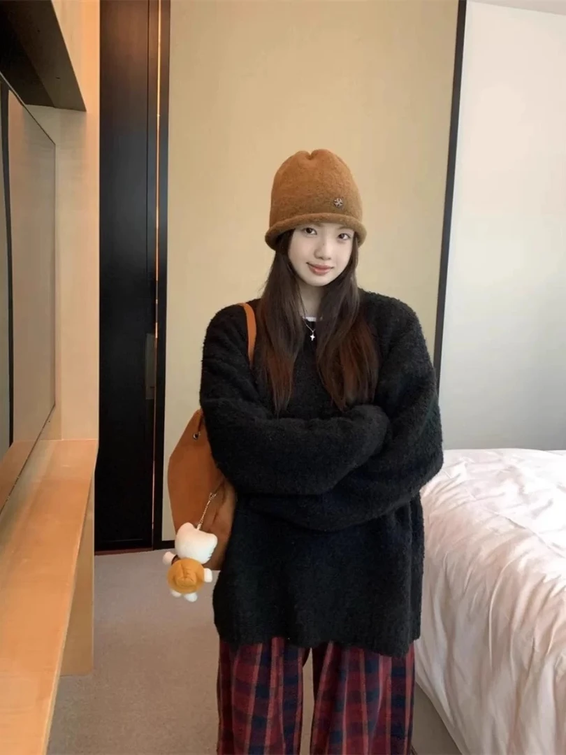 700秋冬新款韩系简约复古气质百搭纯色减龄气质小众针织上衣