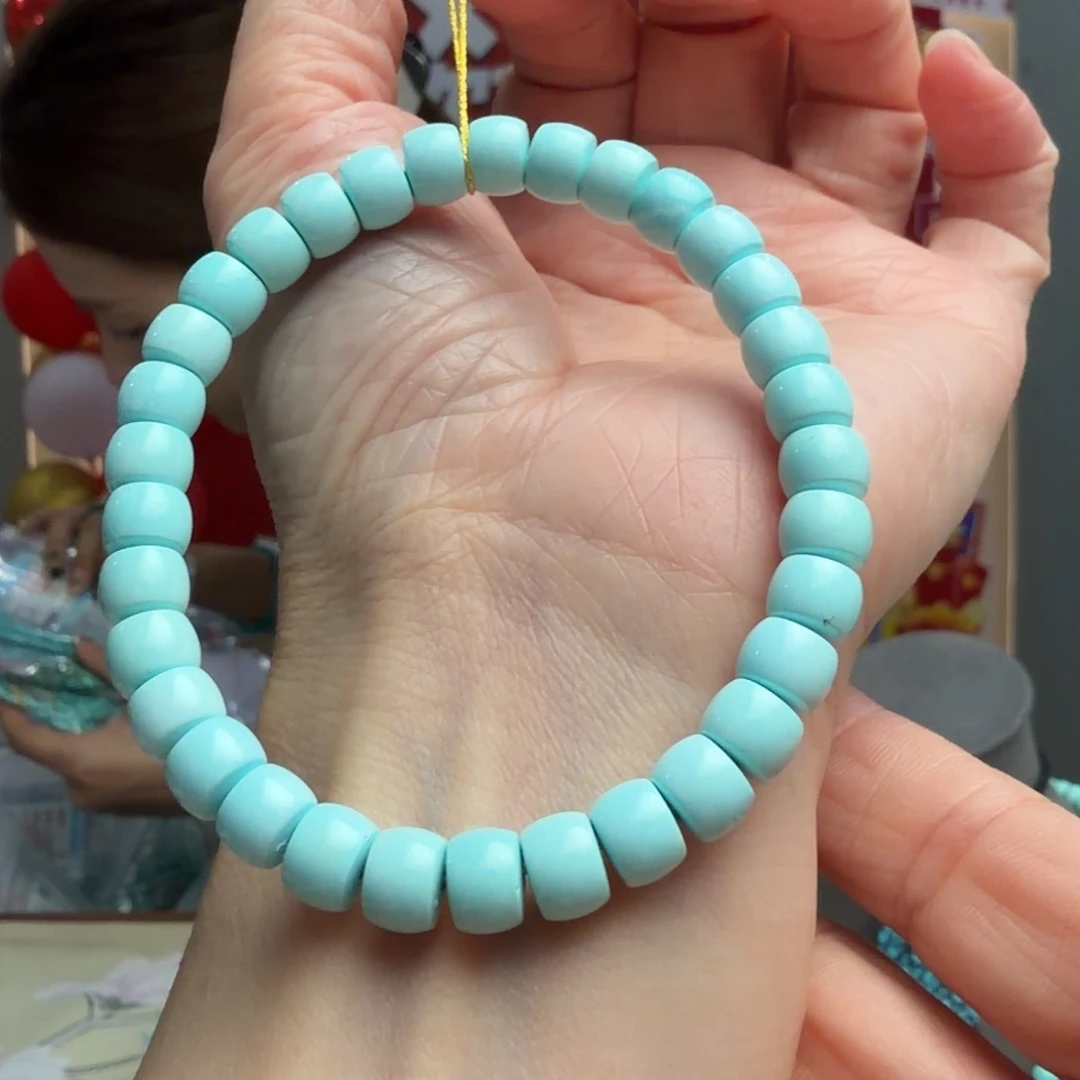 绿松石未镶嵌颈饰