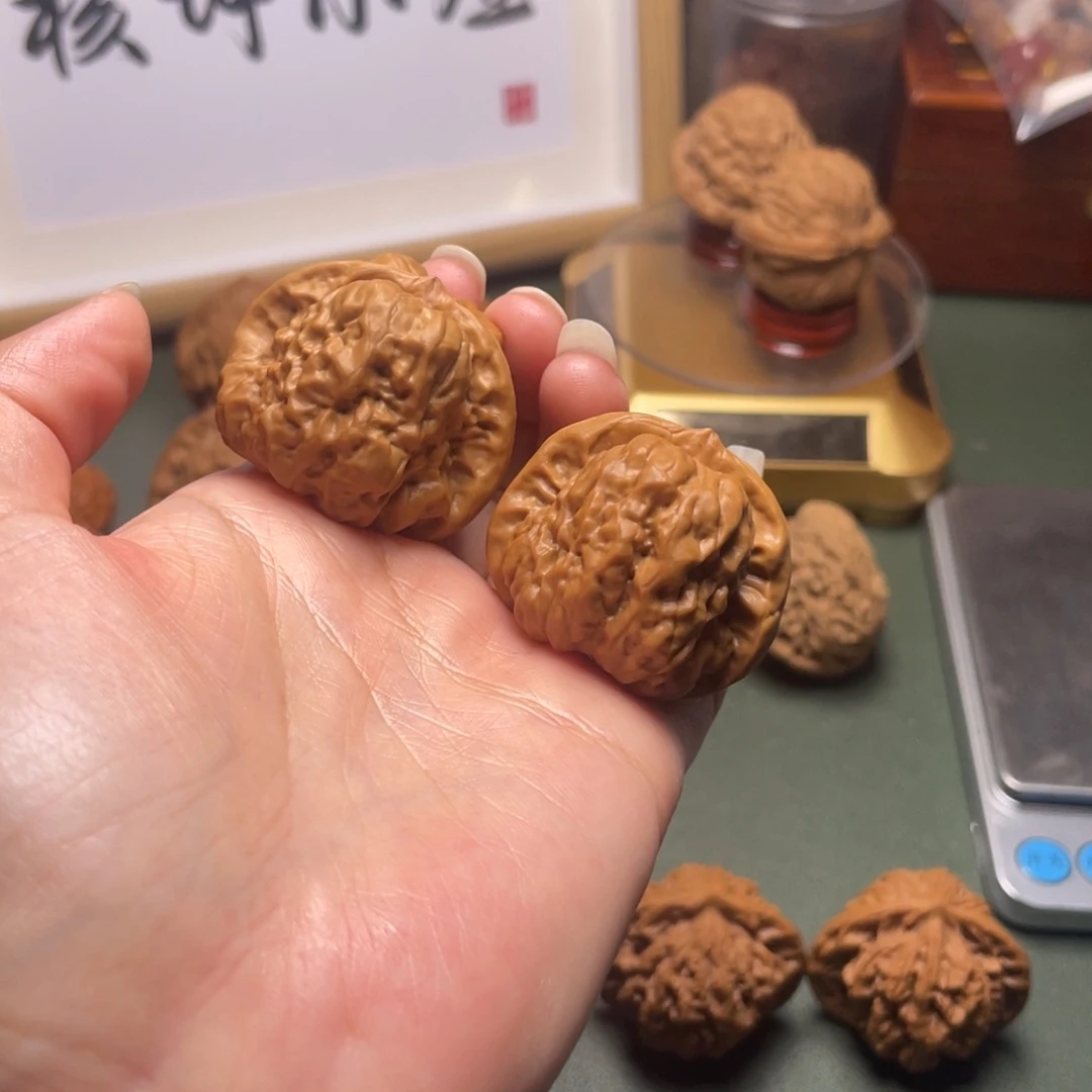 文玩核桃吊坠蛙蛙