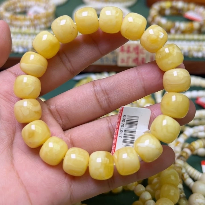 蜜蜡未镶嵌珠宝奇石