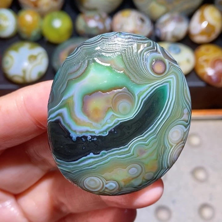 未镶嵌玛瑙/玉髓珠宝半成品9