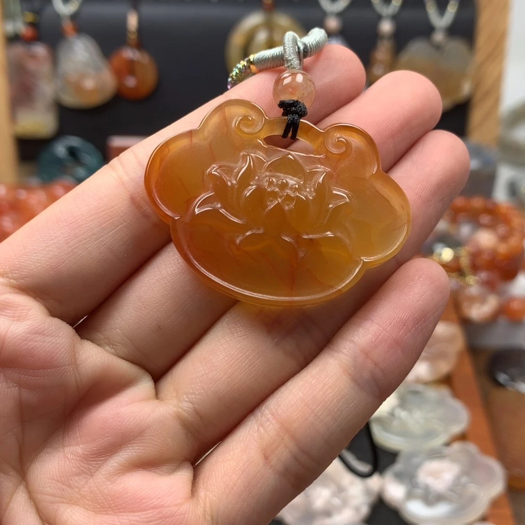 查罗石合金颈饰笑**天