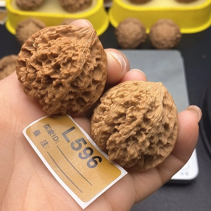 文玩核桃把件满天星4.0