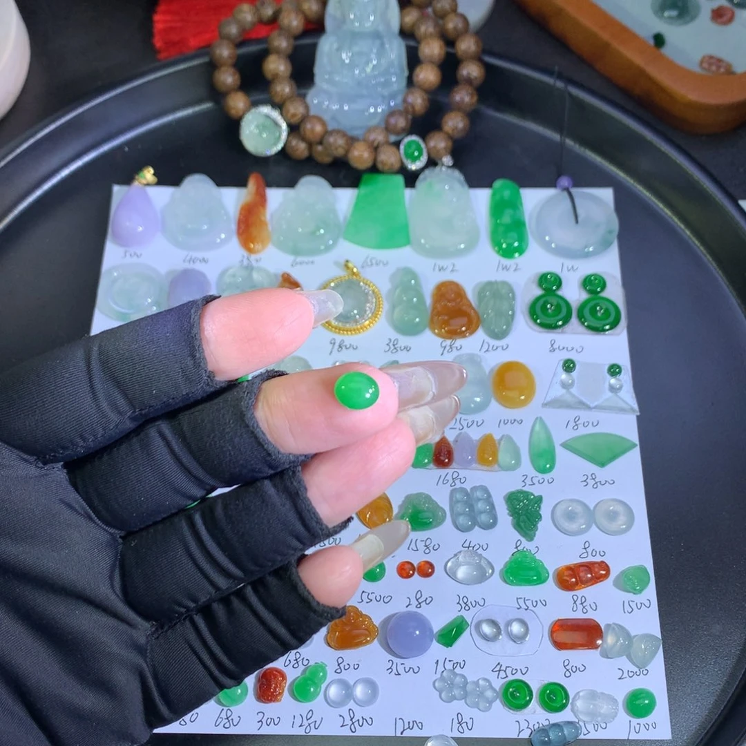 翡翠未镶嵌吊坠(不含链)绿蛋