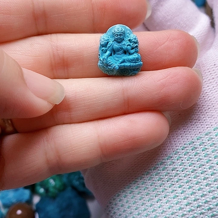 绿松石未镶嵌颈饰