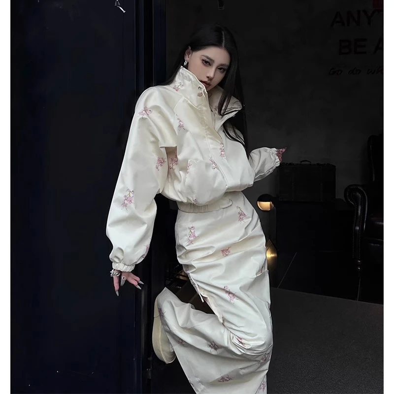 复古运动套套装女2025秋新款休闲美式辣妹印花冲锋衣工装裙两件套