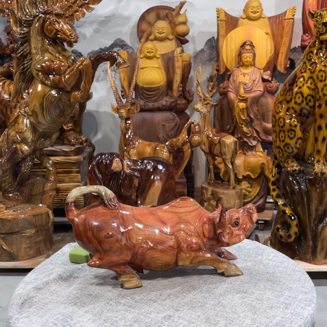 信***囊香樟木香樟木手工雕刻牛