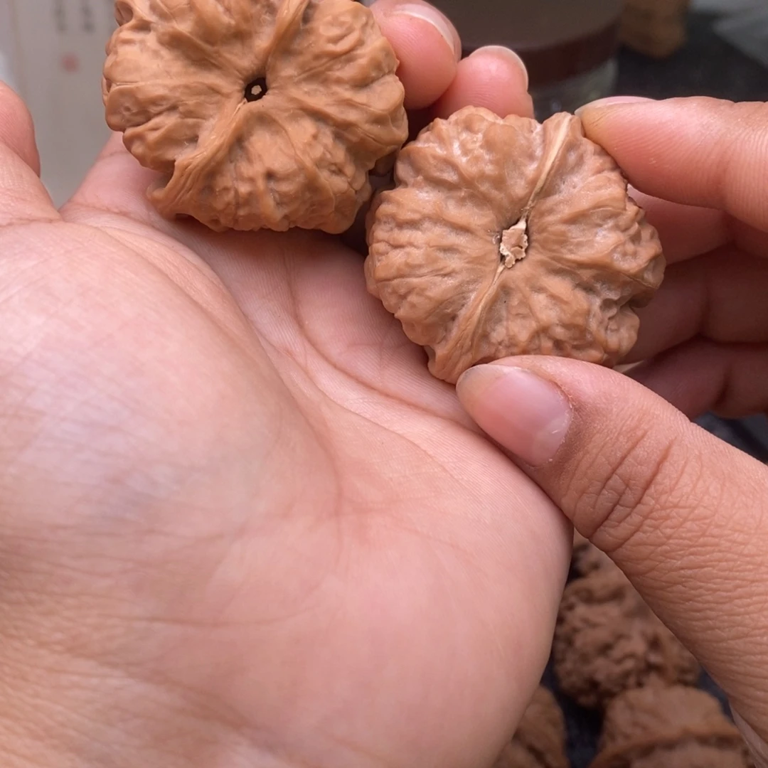 文玩核桃把件39蛤蟆头140