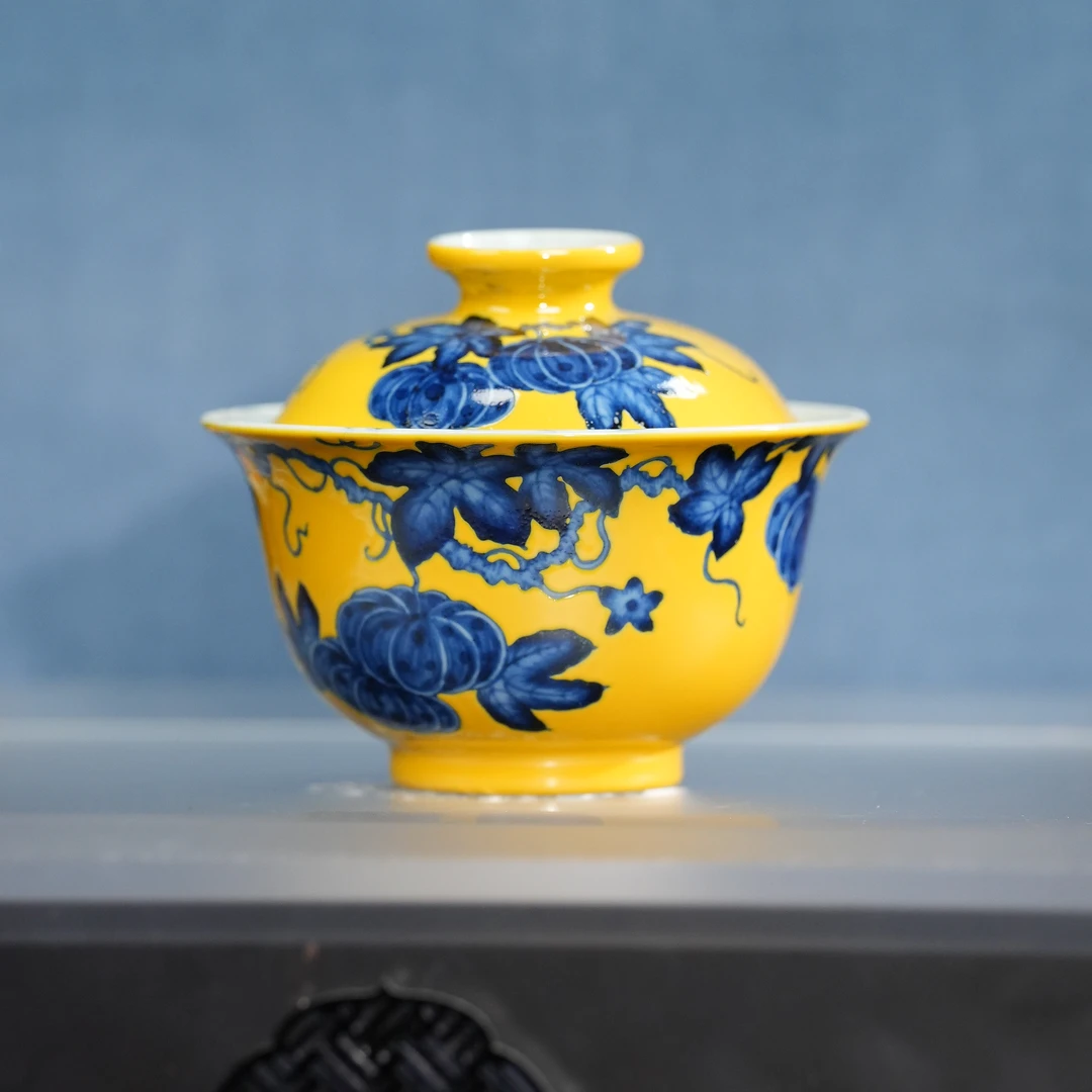 立勤堂黄地青花南瓜纹盖碗 容量80cc