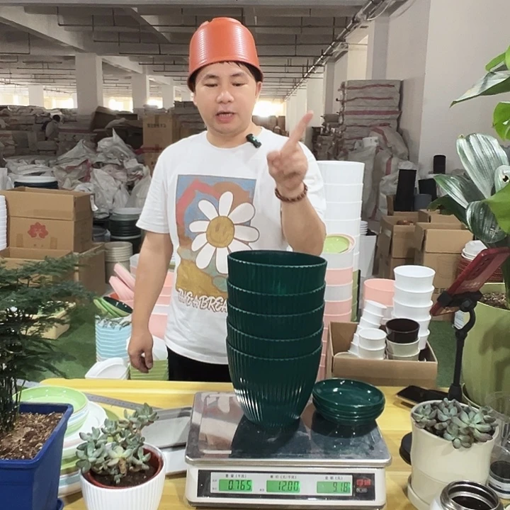 竖纹口17高15墨绿色5个带托