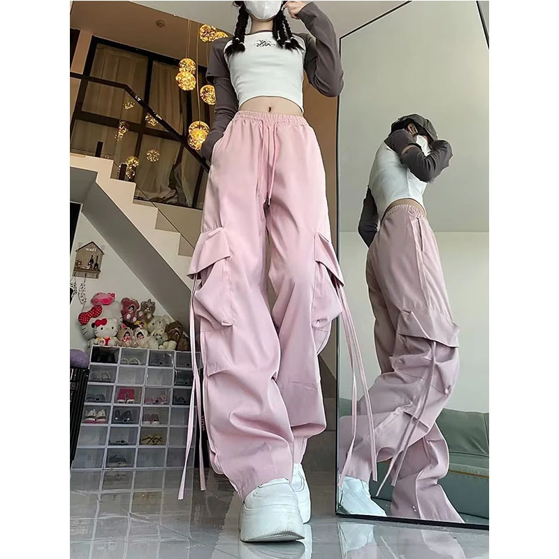 穿搭男女阔腿宽松冲锋裤飘带高街休闲工装多巴胺裤子机能直筒夏款