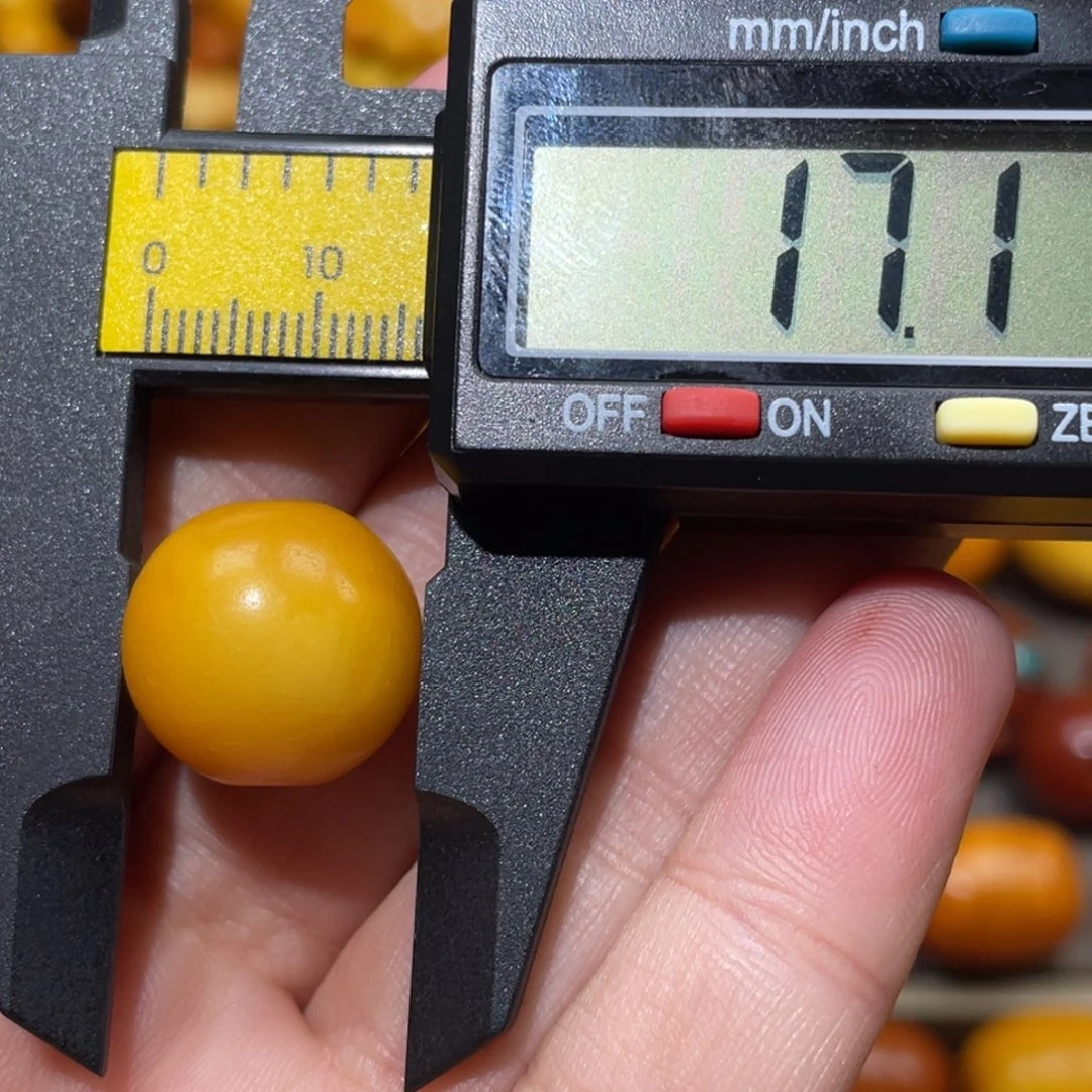 蜜蜡未镶嵌裸石圆珠