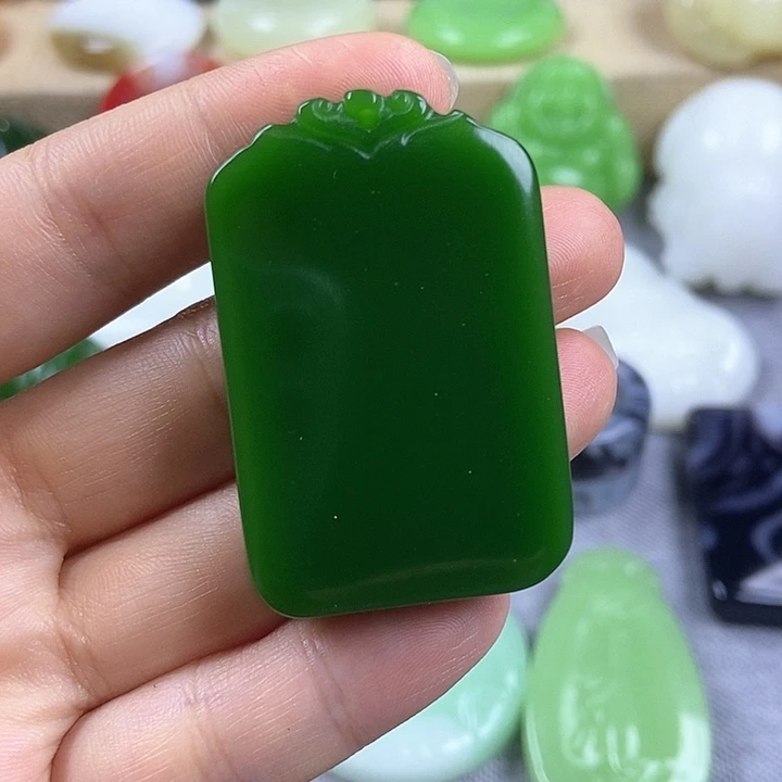 和田玉（糖玉）未镶嵌颈饰