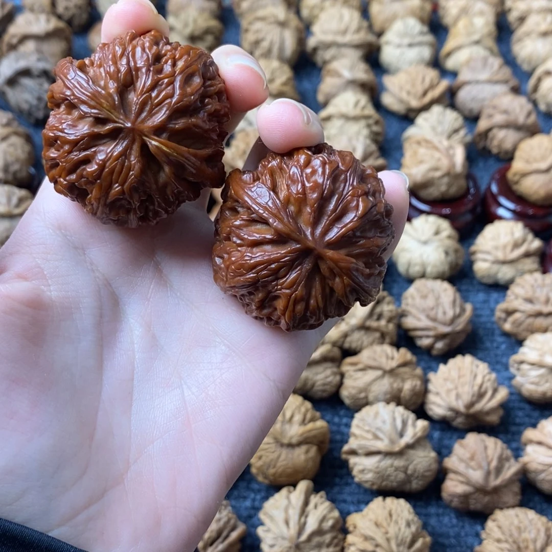 文玩核桃吊坠苹果园44