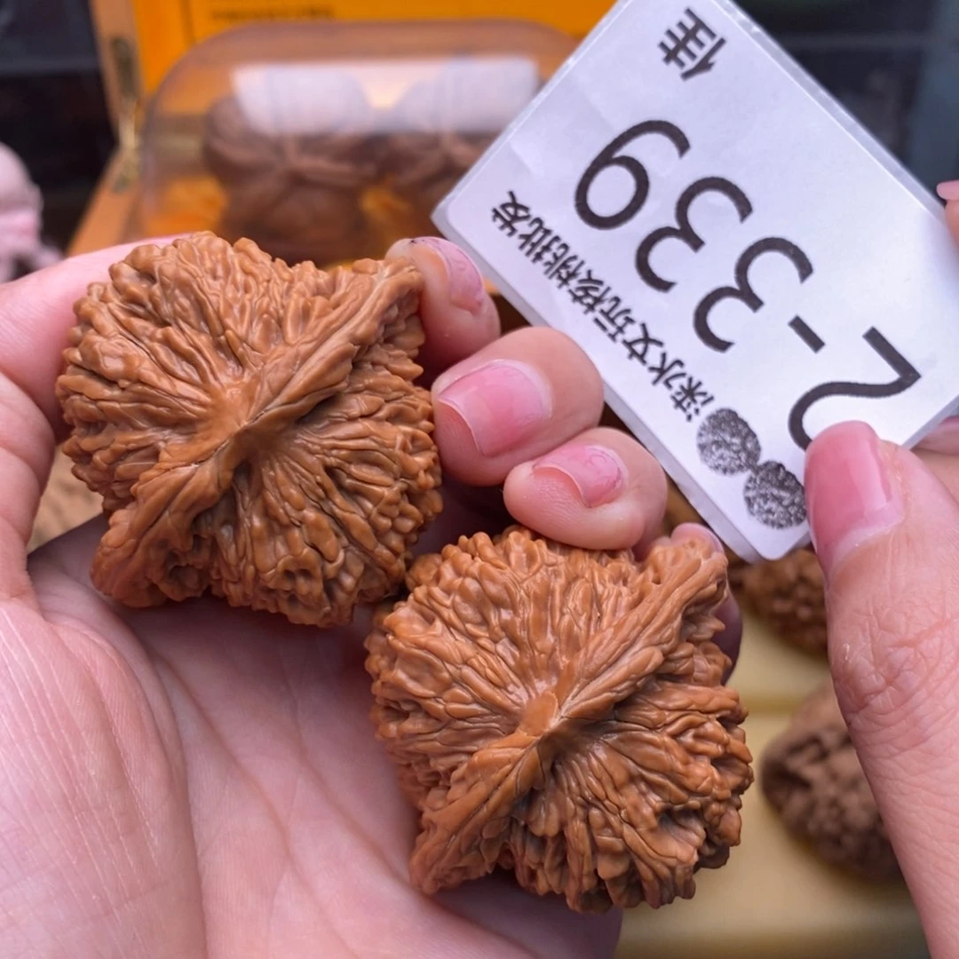 文玩核桃把件47四座楼