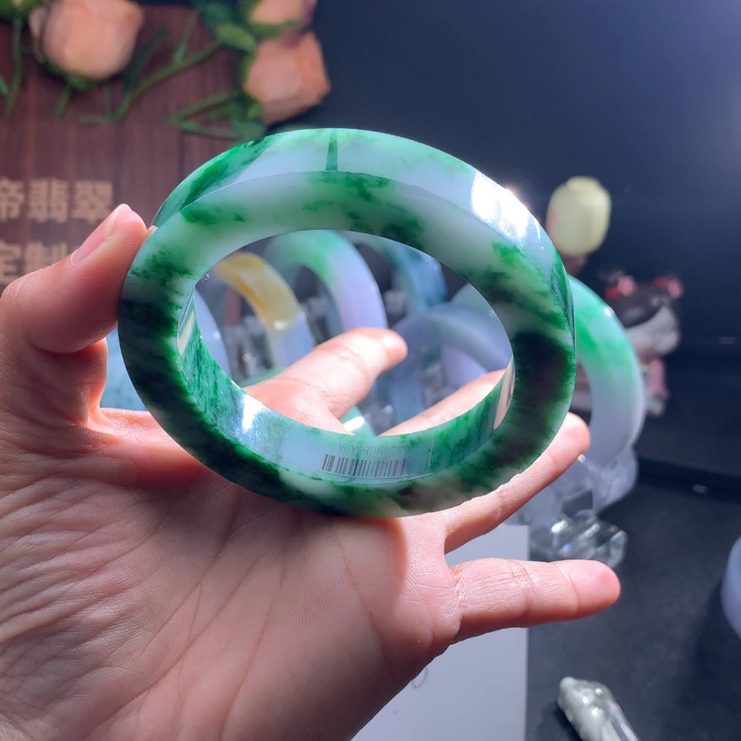 定制翡翠手镯未镶嵌