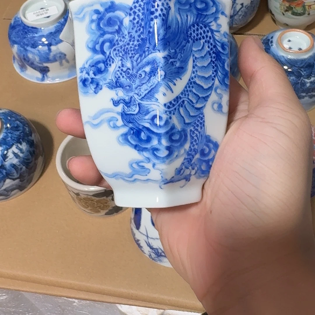 丙****现代景德镇陶瓷杯