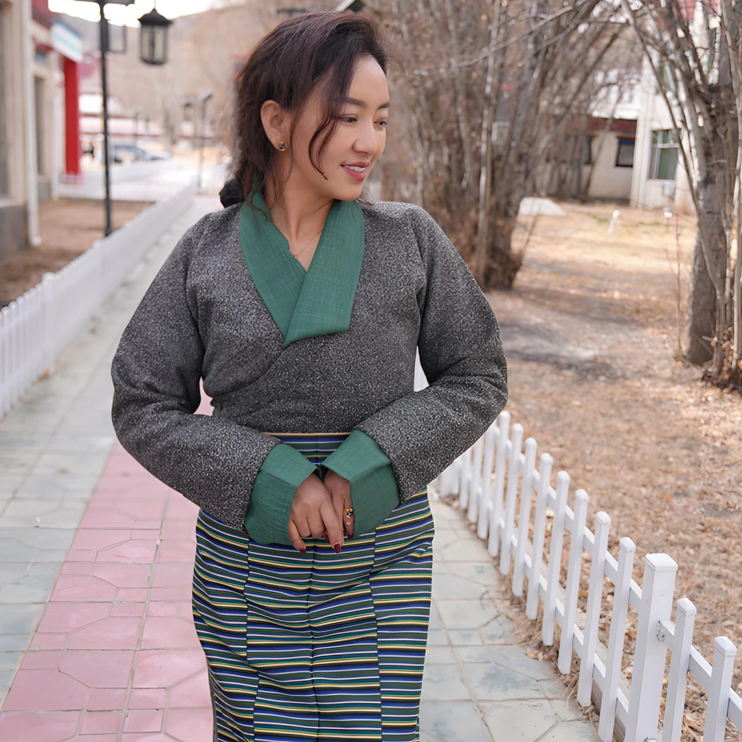 民族服传统藏袍拉萨服四季款民族风藏式女款传统好看更美丽