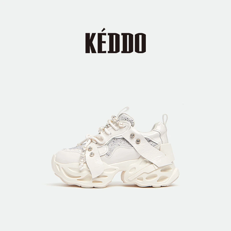 KEDDO“奶酪不打滑”珍珠铆钉街头风老爹鞋厚底女鞋新款2025时尚