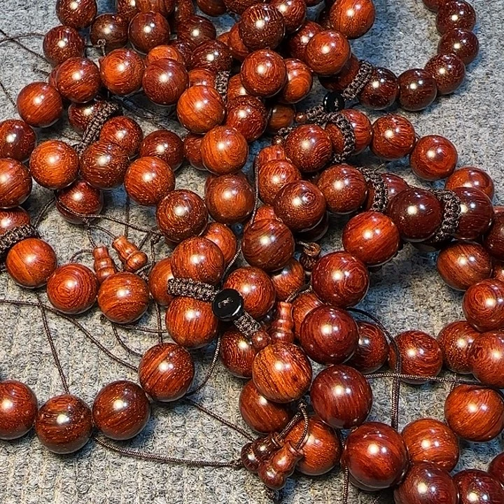 檀香紫檀（小叶紫檀）全陈化老料把件串1.5发一条