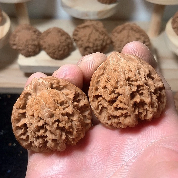 桃核吊坠太*.满天星