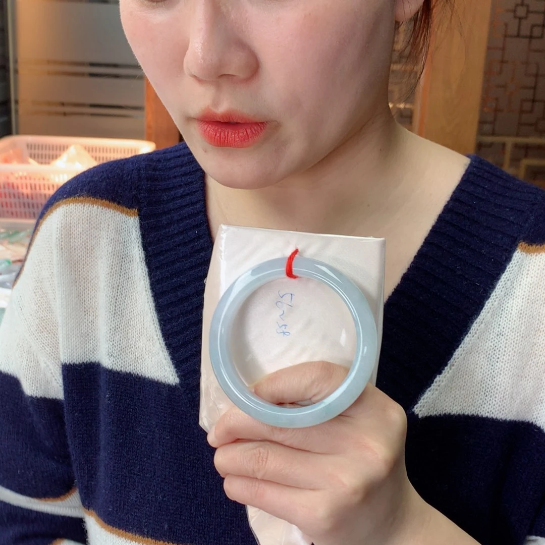 未镶嵌手镯翡翠翡翠