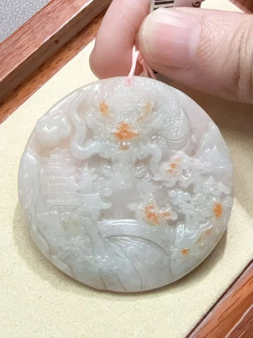 翡翠A货龙牌精雕149
