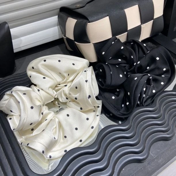 重磅!法式波点发圈ins超大木耳边花苞缎面大肠圈气质 发绳