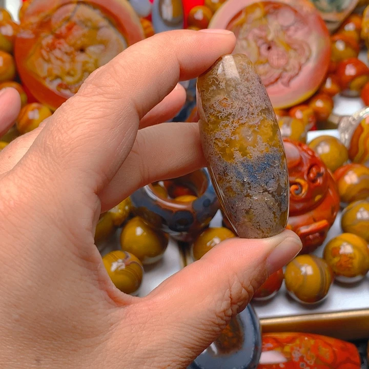 玛瑙/玉髓未镶嵌吊坠