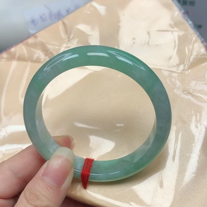 未镶嵌手镯翡翠307722