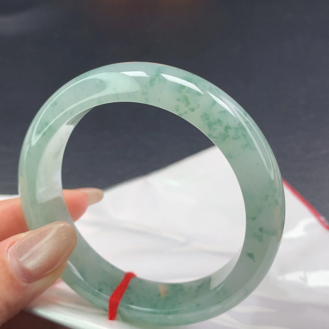 翡翠手镯未镶嵌（60号）小轮胎