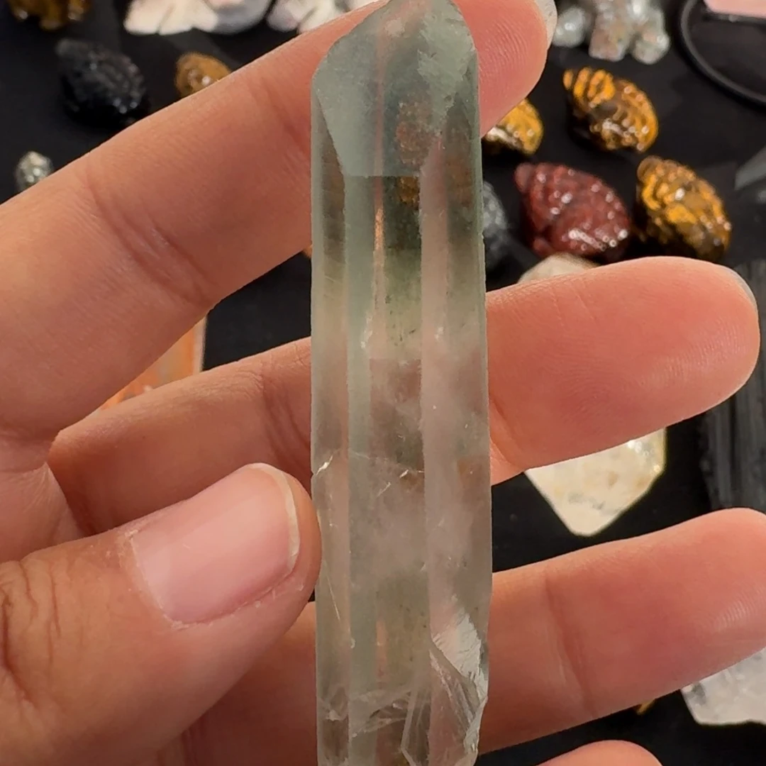 石材幽灵柱子的原石