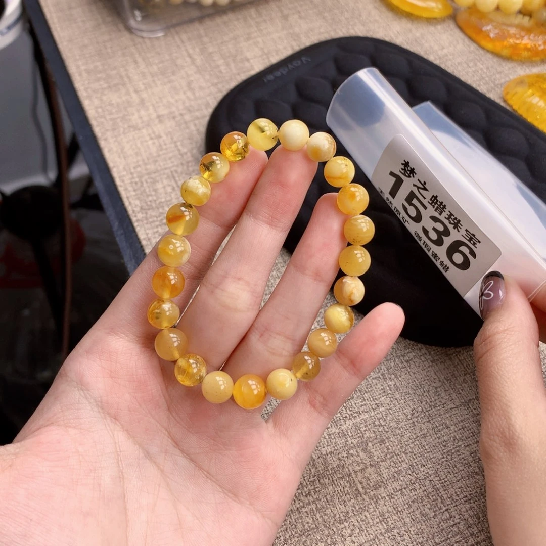 蜜蜡未镶嵌珠宝奇石8