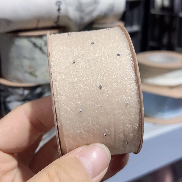 米色4的带钻泡泡纱10码