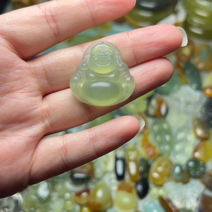 蛇纹石玉未镶嵌微瑕