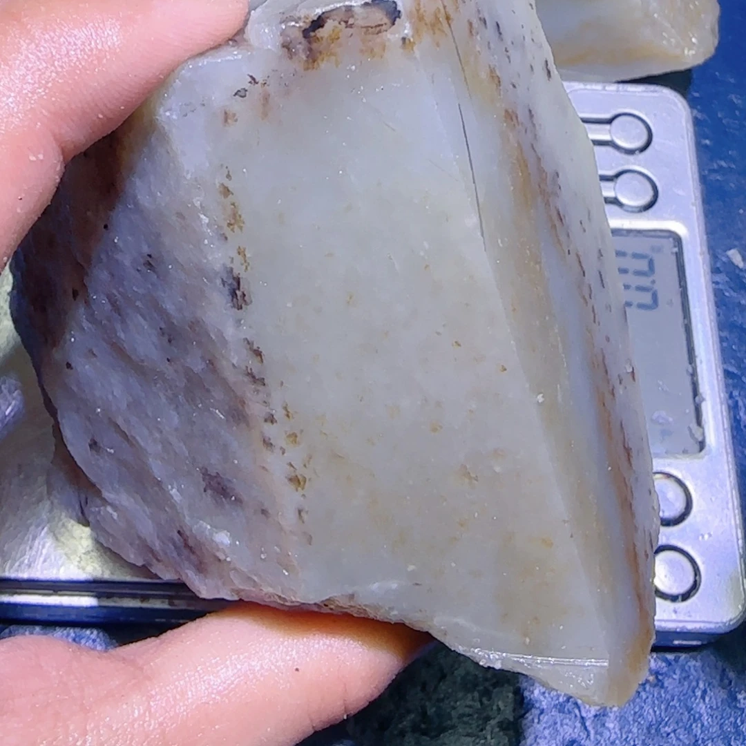 和田玉（糖玉）未镶嵌珠宝半成品