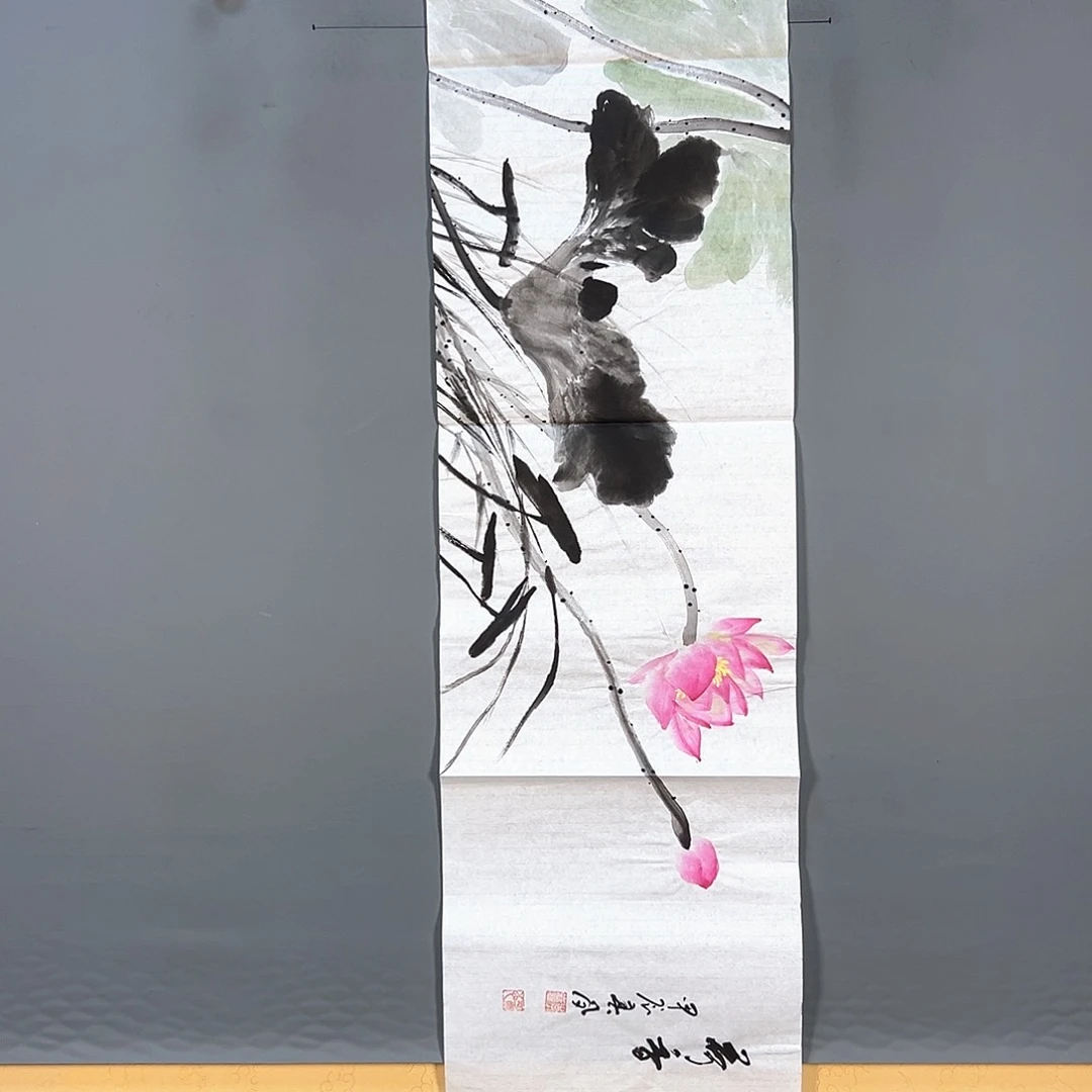 国画822 花鸟和蝴蝶都会出现