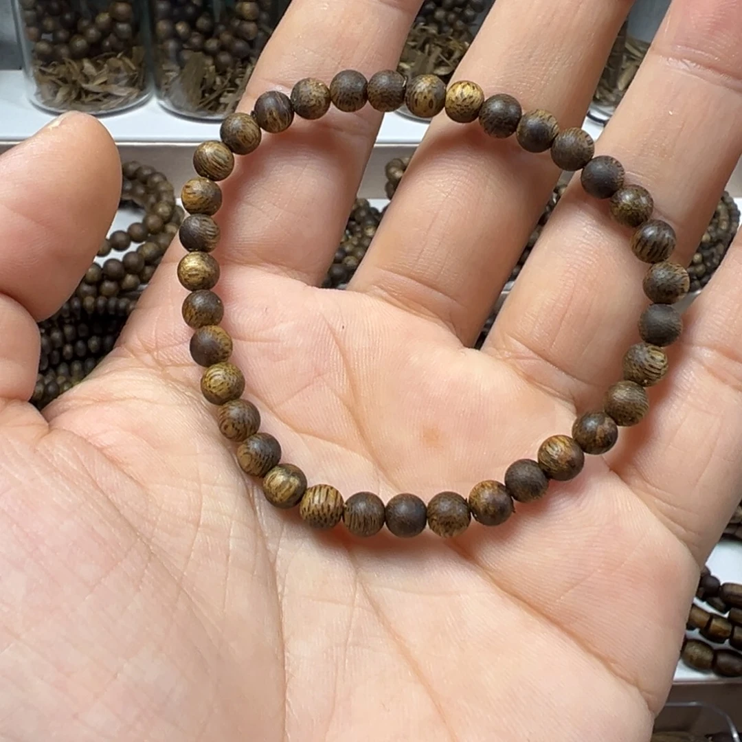 沉香沉香碎屑奇楠沉香卡5单圈