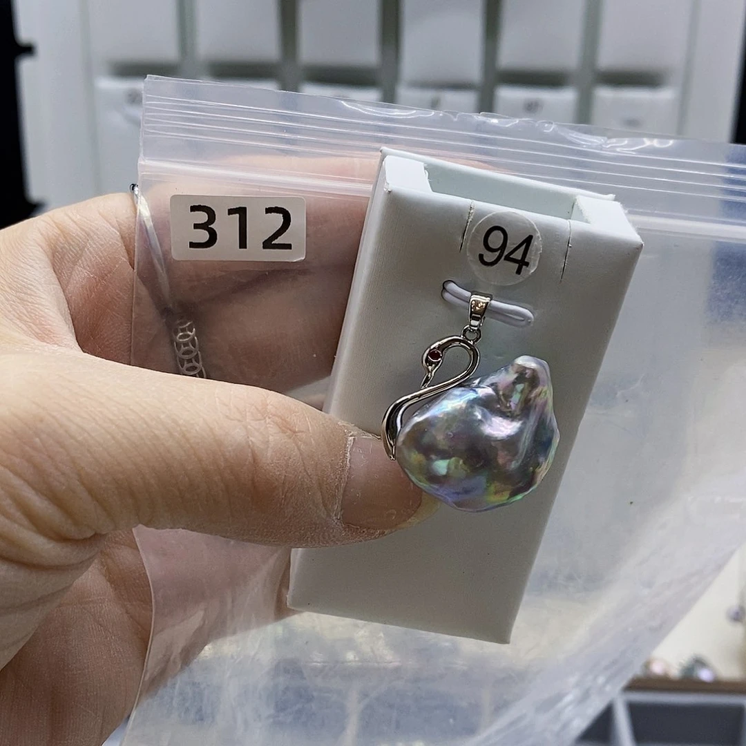 颈饰合金淡水珍珠