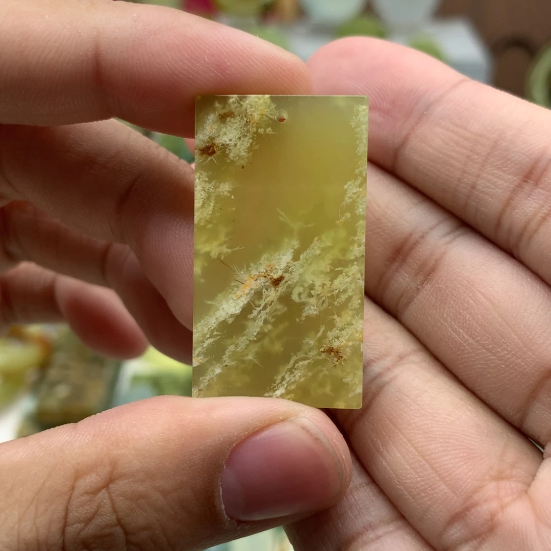 岫玉未镶嵌吊坠(不含链)