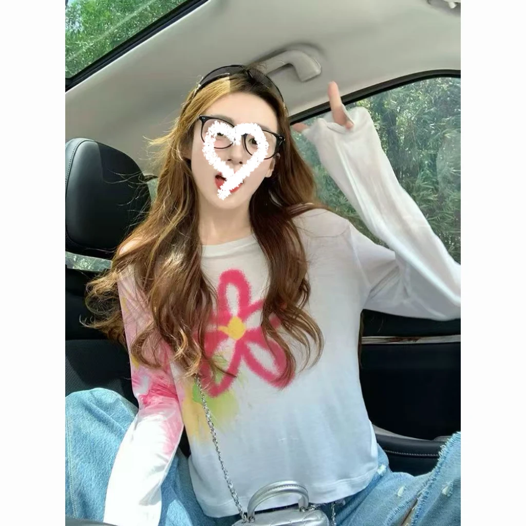 夏季长袖圆领宽松型印花常规款T恤薄款网红小众防晒套头罩衫