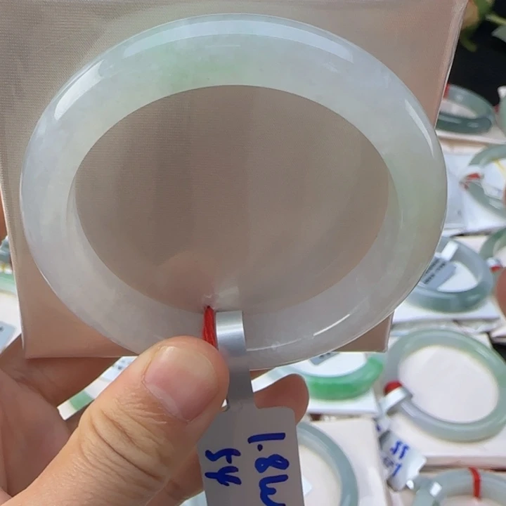 未镶嵌手镯翡翠翡翠手镯