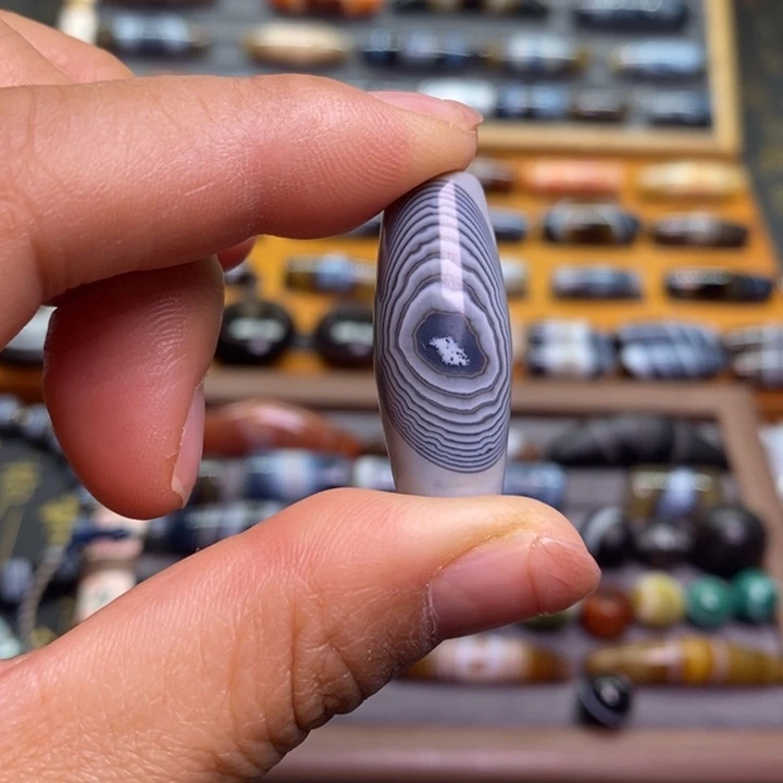 未镶嵌玛瑙/玉髓珠宝半成品