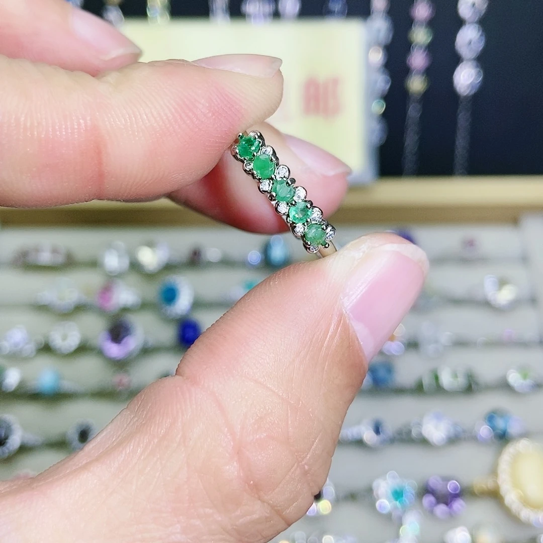 【闪购商品】未镶嵌戒指祖母绿