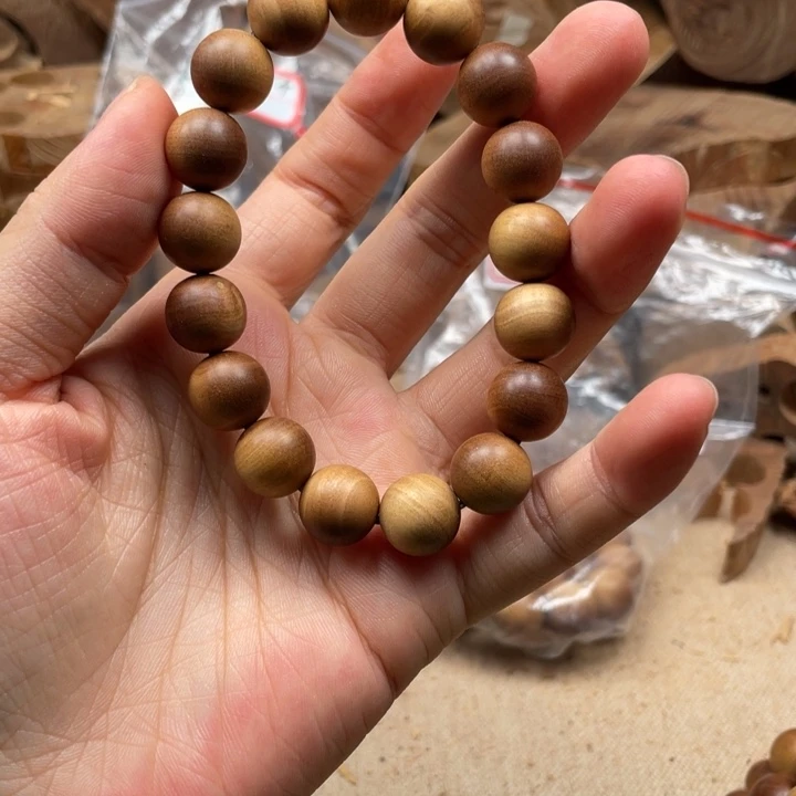 檀香木老料子1.2单圈虎皮纹浓郁奶药香沉水