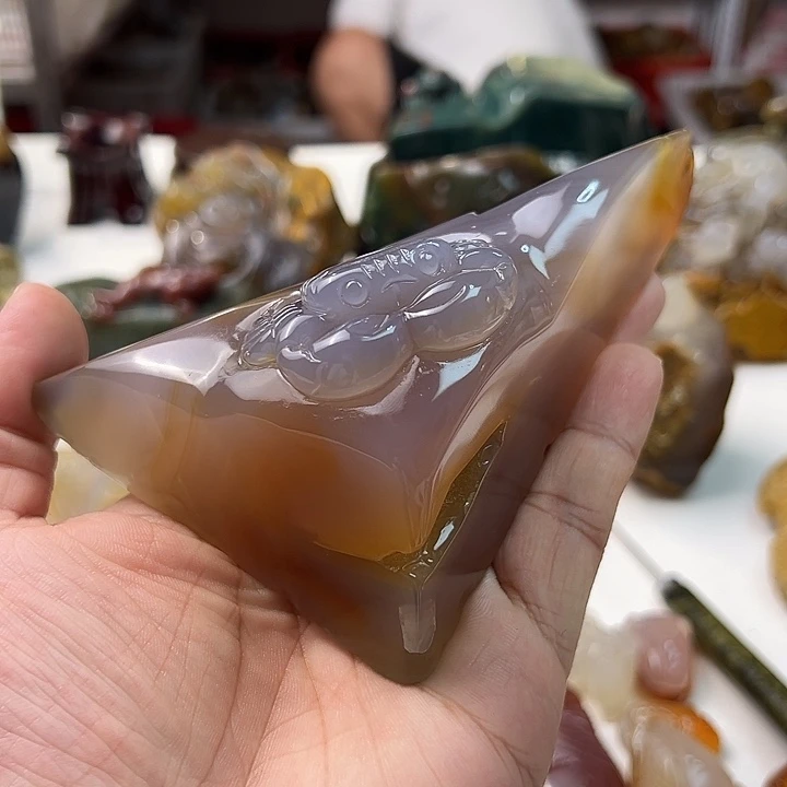 未镶嵌颈饰玛瑙/玉髓