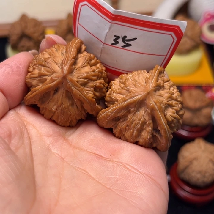 吊坠文玩核桃37尺虎头三棱35