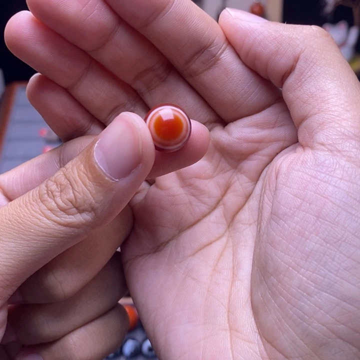 乐***华未镶嵌颈饰玛瑙/玉髓