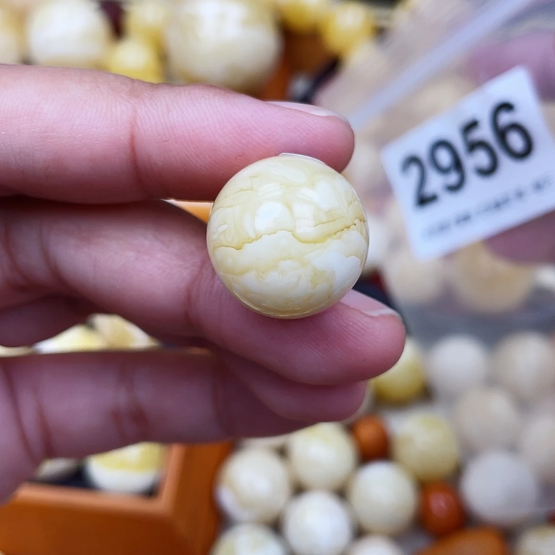 蜜蜡未镶嵌珠宝奇石粉19