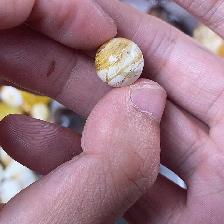 琥珀未镶嵌珠宝奇石我